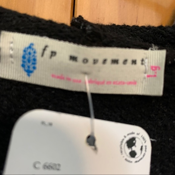 Free People Movement NWT Grey Cropped Hoodie - Picture 6 of 9